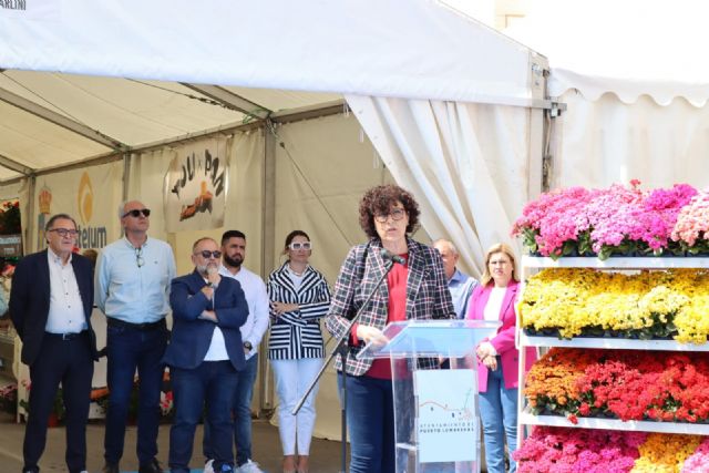 Cerca de 10.000 personas disfrutan de la II edición de la Feria de Comercio y Gastronomía El Puerto en Flor celebrada este fin de semana - 1, Foto 1
