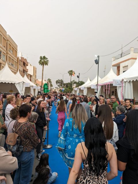 Cerca de 10.000 personas disfrutan de la II edición de la Feria de Comercio y Gastronomía El Puerto en Flor celebrada este fin de semana - 3, Foto 3