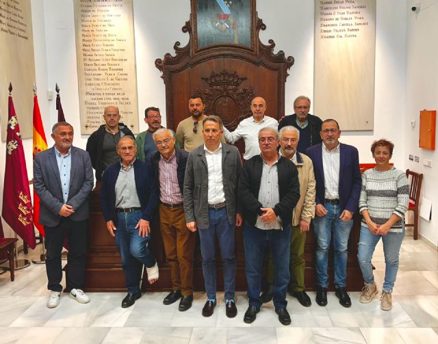 El Ayuntamiento respalda las demandas de los vecinos afectados por las obras del AVE a su paso por Lorca - 1, Foto 1