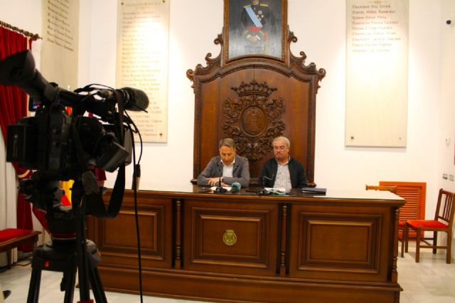 El Ayuntamiento respalda las demandas de los vecinos afectados por las obras del AVE a su paso por Lorca - 2, Foto 2