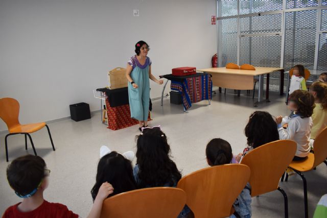 Los más peques disfrutan y aprenden con un cuentacuento del programa Cuidar la infancia - 3, Foto 3