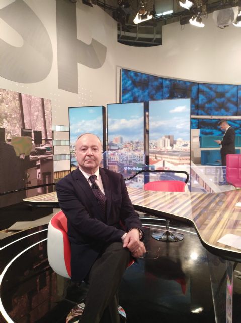 Semana Santa con limitaciones del uso del móvil y demás pantallas - 1, Foto 1