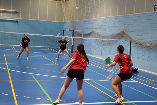 El Bádminton Las Torres sigue firmando una gran campa&ntilde;a y deslumbra en los campeonatos autonómicos sub-17 y sénior con 15 medallas - 2, Foto 2