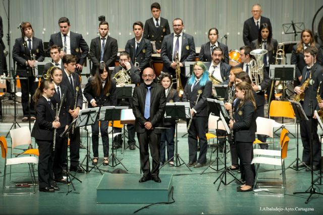 Las bandas de música de Cartagena tocaron al unísono en El Batel como acto de hermanamiento - 1, Foto 1