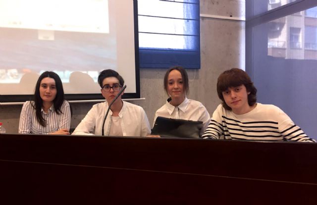 El IES Salvador Sandoval gana la III Liga de Debate de Bachillerato de la Región de Murcia - 1, Foto 1