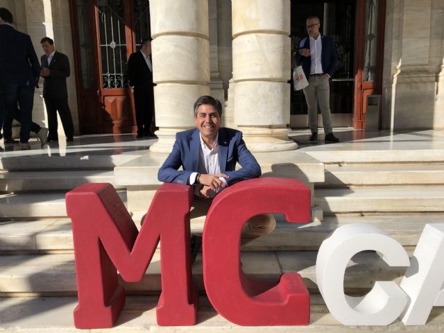 Ya somos y olemos a colonia - 1, Foto 1