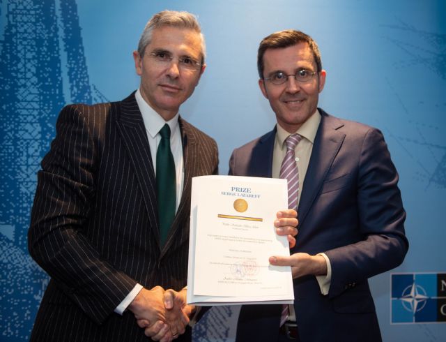 Pablo Blesa, vicerrector de la UCAM, distinguido por la OTAN - 1, Foto 1