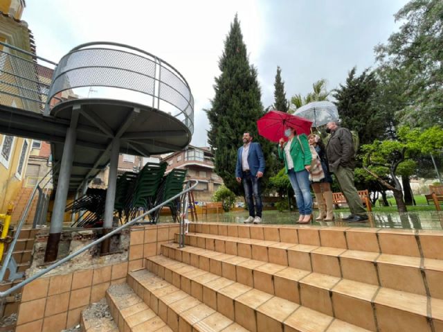 El centro cultural La Rosaleda de Algezares estrenará una pasarela exterior para facilitar el acceso a las personas mayores con movilidad reducida - 3, Foto 3