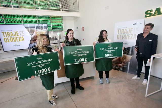 Ester Sánchez, del Gastrobar Pintxame de Cieza, gana el I Concurso regional de Tiraje de Cerveza - 4, Foto 4