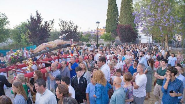 Antonio Rendón . La localidad sevillana de La Algaba arropa al Cristo de la Estrella en su salida en rogativa por la lluvia - 3, Foto 3