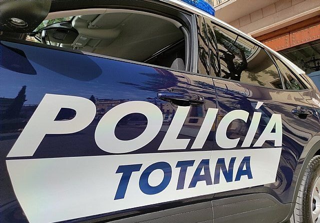 La Comunidad asumirá el coste de las condecoraciones y distinciones a los agentes de Policía Local de la Región - 1, Foto 1