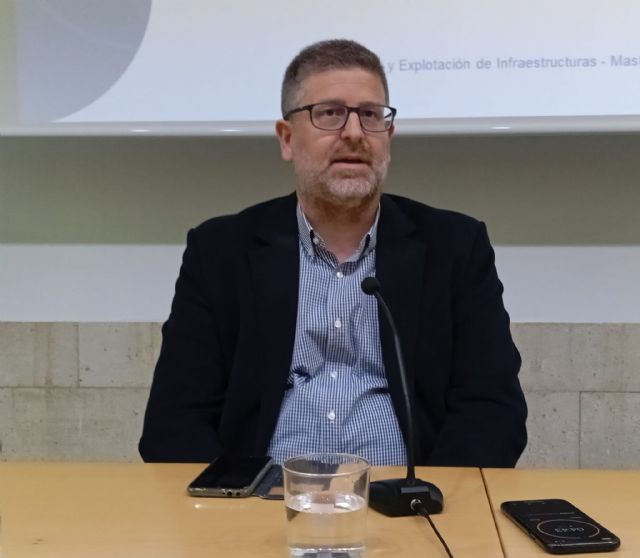 Los expertos ferroviarios convocados por Cartagena Siempre auguran que el AVE no llegará hasta el 2032 - 1, Foto 1