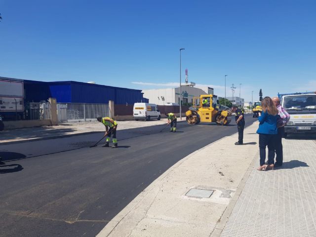 La calle Juan de la Cierva del Polígono Industrial Oeste será más segura para conductores y peatones - 1, Foto 1