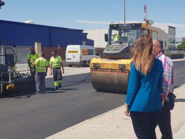 La calle Juan de la Cierva del Polígono Industrial Oeste será más segura para conductores y peatones - 3, Foto 3