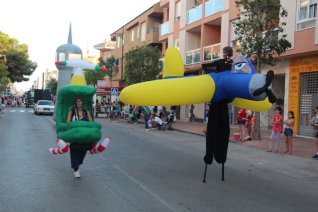 El desfile de carrozas pone fin a las fiestas patronales 2018 - 1, Foto 1
