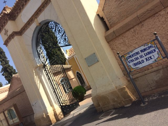 La tradicional misa en honor a la Patrona del Cementerio Municipal 