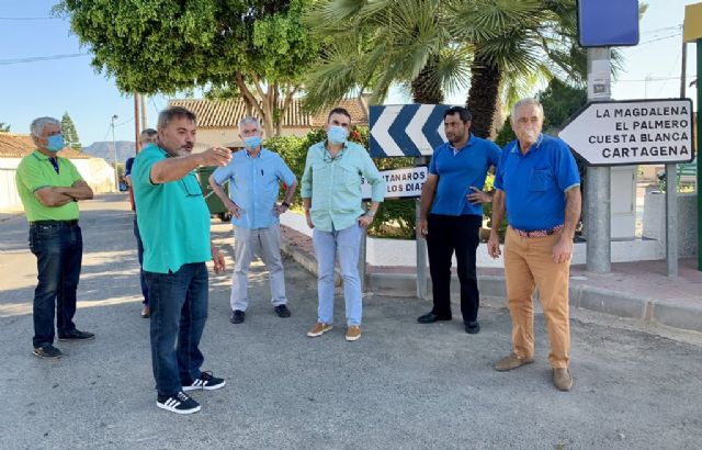 Los vecinos de San Isidro informan a MC de las necesidades de la zona en materia de seguridad y prestación sanitaria - 2, Foto 2