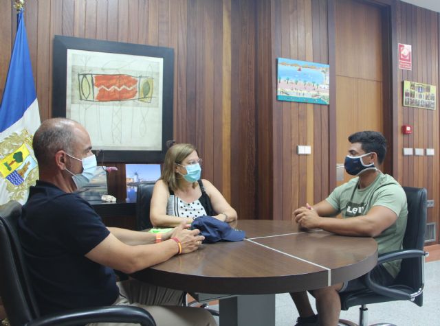 Visitación Martínez recibe a Lázaro López de Haro, bronce en el europeo de Malta - 1, Foto 1