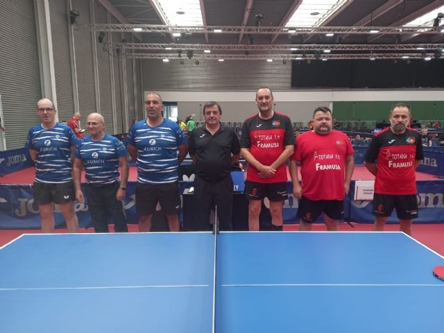 Gran papel de los veteranos del FRAMUSA Totana en especial de Domingo Méndez que consigue el título de Campeón de España de dobles en la categoría V60, Foto 6