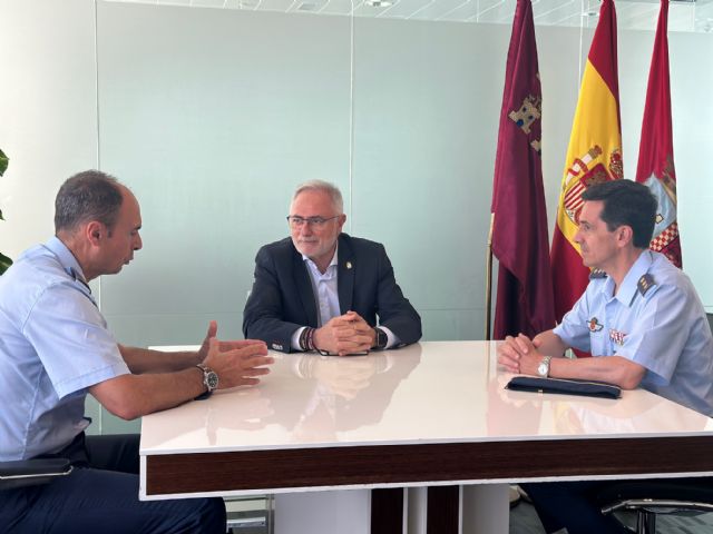 El Alcalde de Torre Pacheco recibe al actual Coronel Director de la AGA y al que será su sucesor - 1, Foto 1
