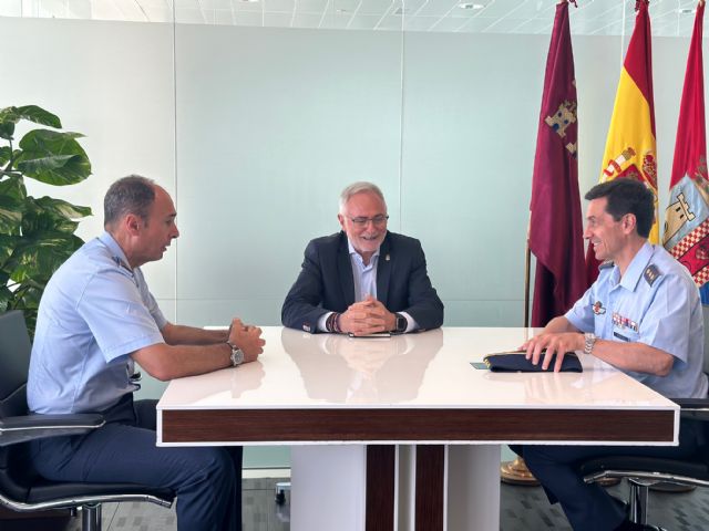 El Alcalde de Torre Pacheco recibe al actual Coronel Director de la AGA y al que será su sucesor - 2, Foto 2