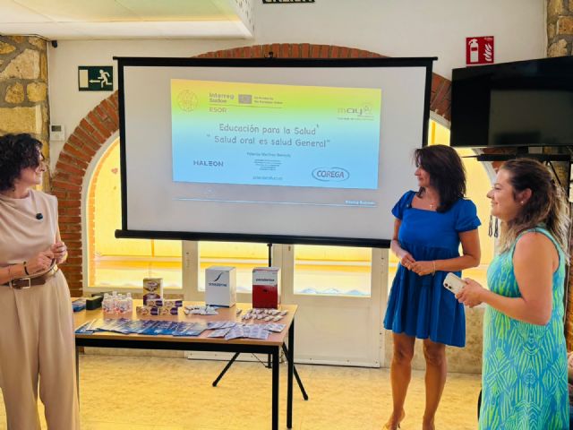 La concejalía del Mayor pone en marcha un programa de formación en salud oral para mejorar la atención que reciben los usuarios de las residencias del municipio - 5, Foto 5
