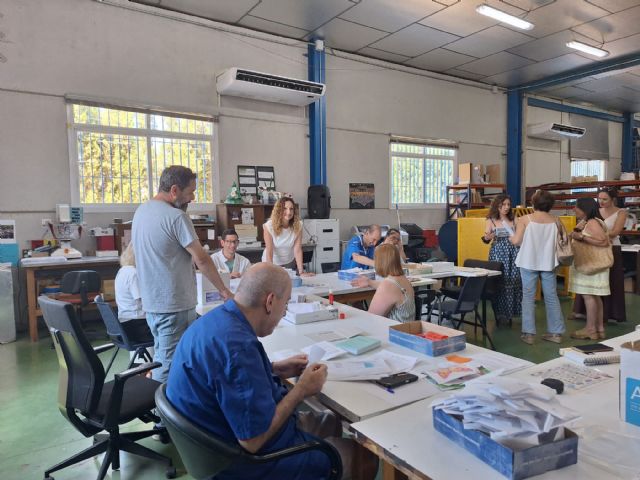 El Ayuntamiento de Murcia refuerza su compromiso con la inclusión y la autonomía de las personas con discapacidad intelectual a través de su colaboración con CEOM - 3, Foto 3