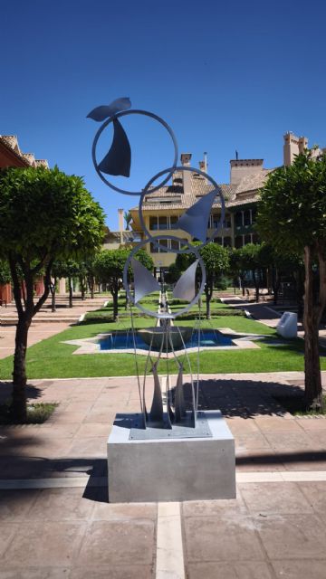 Puerto Sotogrande refuerza su colaboración con el escultor José Luis Biedma para integrar arte contemporáneo en el entorno portuario - 2, Foto 2