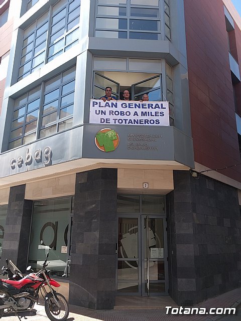 Rueda de prensa de CEBAG sobre el PGOM, Plan de Ajuste y otros asuntos de actualidad, Foto 3