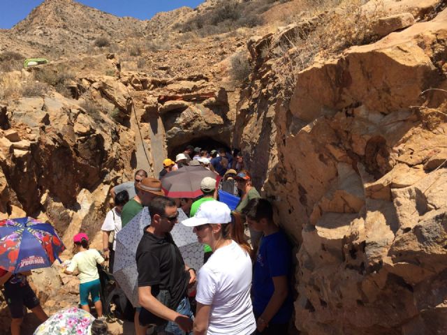 Más de 2.000 personas visitan el Cabezo Gordo en la Jornada de Puertas Abiertas de la Sima de las Palomas - 1, Foto 1
