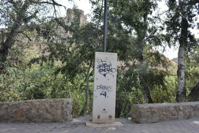 La Policía Local de Archena investiga a los presuntos autores de los actos de vandalismo acaecidos durante estos días de estío - 3, Foto 3
