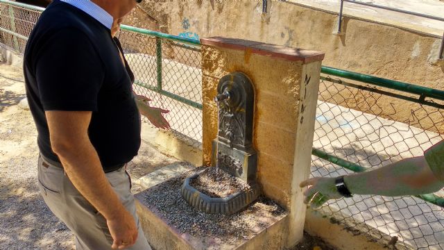 Cs denuncia la falta de mantenimiento de las fuentes públicas de agua potable en Cartagena y pide incrementar su número - 1, Foto 1