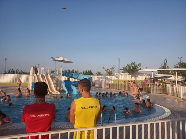Las piscinas municipales de Puerto Lumbreras  acogen a más de 7500 personas durante el mes de julio - 2, Foto 2