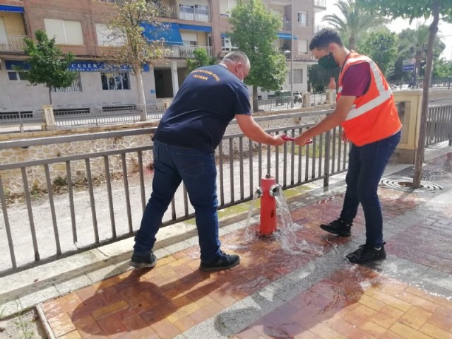 [Protección Civil acomete trabajos de revisión técnica en más de 150 hidrantes distribuidos por el casco urbano y el polígono industrial “El Saladar”