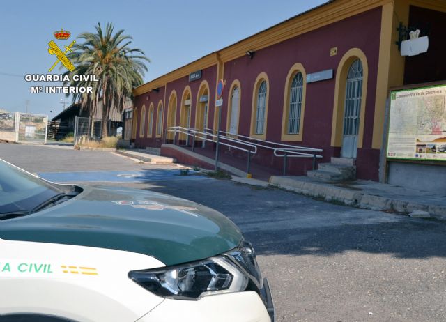La Guardia Civil detiene a un joven por asaltar con violencia a un vecino de Cieza en las inmediaciones de la estación de tren - 1, Foto 1