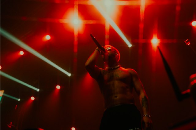 Colombia fue testigo de una “MICRODOSIS” de la mano del artista multiplatino MORA - 1, Foto 1