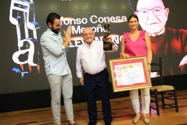 Alfonso ´El Levantino´ recibe el galardón ´Trovero Marín´ entre quintillas y cantes - 4, Foto 4
