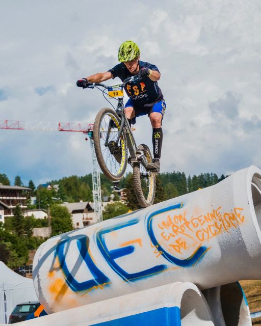 Dos pilotos murcianos brillan en el UCI de Trial Dos pilotos murcianos brillan en el UCI de Trial