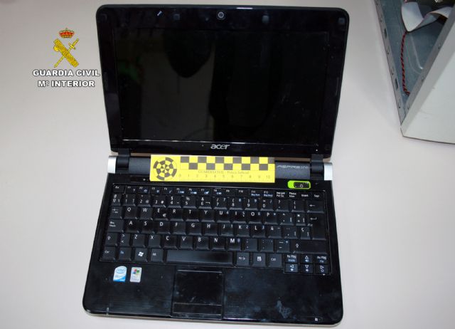 La Guardia Civil detiene a una persona por delitos de daños informáticos y extorsión a una empresa de Fuente Álamo - 2, Foto 2