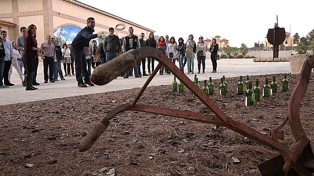 Bodegas Luzn pone en marcha su VIII edicin de Vendimia Abierta, Foto 1