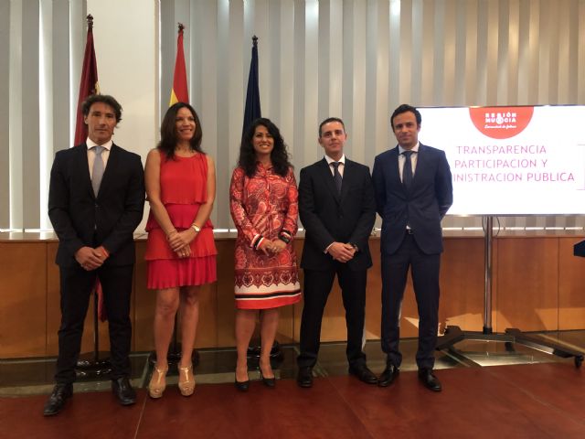 Toma de posesión de los directores generales de la Consejería de Transparencia, Participación y Administración Pública - 1, Foto 1