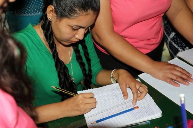 La educación de calidad y continuada es la única manera de romper el círculo de la pobreza asociada a la falta de alfabetización - 1, Foto 1