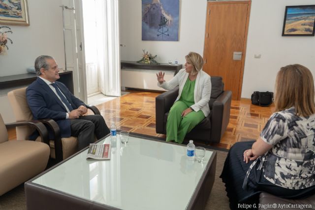 La alcaldesa de Cartagena ha recibido al empresario y ex político Marcos de Quinto - 1, Foto 1