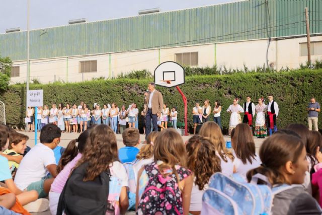 Cerca 10.000 alumnos de Infantil y Primaria se incorporan a las aulas de los colegios de Lorca este martes - 1, Foto 1