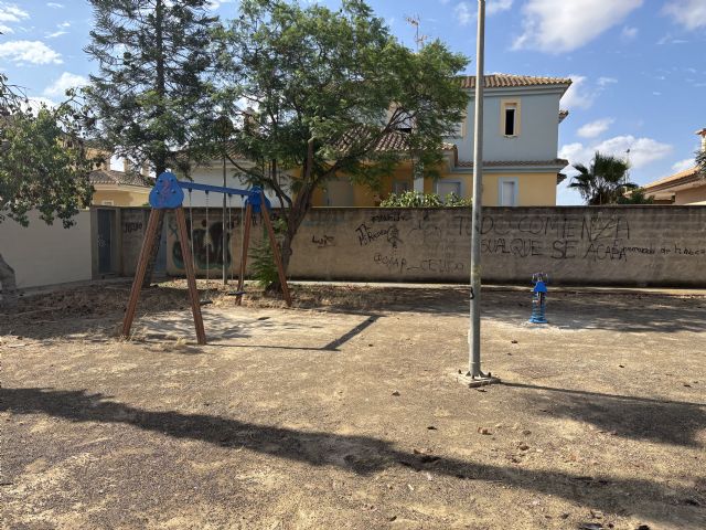 MC Cartagena exige un plan urgente para rescatar los parques infantiles del abandono institucional - 1, Foto 1