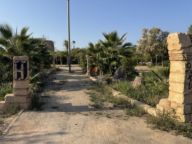 MC Cartagena exige un plan urgente para rescatar los parques infantiles del abandono institucional - 3, Foto 3