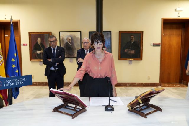 Francisca Sánchez Salmerón y Teresa Fuentes Rivera toman posesión como nuevas vocales del Consejo Social de la Universidad de Murcia - 2, Foto 2