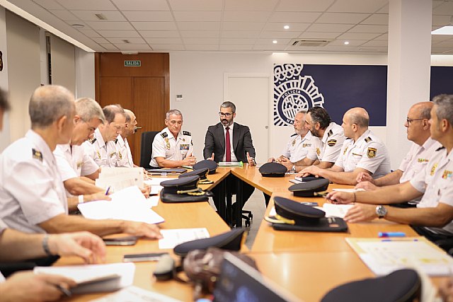El delegado del Gobierno recibe a policías de Alemania, Italia y Turquía que participan en el Proyecto Comisarías Europeas - 2, Foto 2