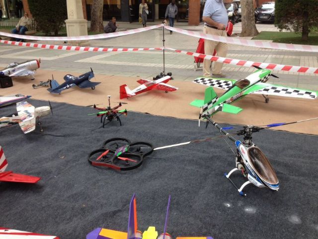 El Campo de Vuelo de Torrealvilla acoge una animada concentración de Aeromodelismo - 1, Foto 1