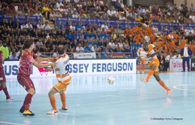 El Plasticos Romero Cartagena FS estreno la pista del Palacio de Deportes con un epico empate a tres ante El Pozo Murcia - 1, Foto 1